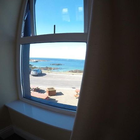 The Seaview Tavern Ballygorman Екстер'єр фото